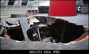 Click image for larger version. 

Name:	corvette-museum-sinkhole1.jpg 
Views:	172 
Size:	40.9 KB 
ID:	2082